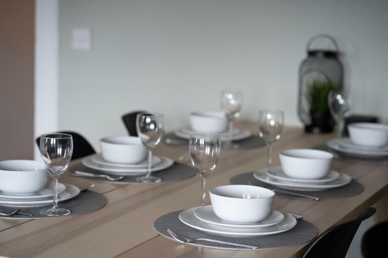 Greenstar Apartments - 2 Minute Walk Away Into City Centre - 6 Individual Flats - Next To Abertay University - 1 Bed 2 Bed & 3 Bedroom Flats - Fully Equipped - Short - Mid - Long Stays Welcome Dundee Exteriér fotografie