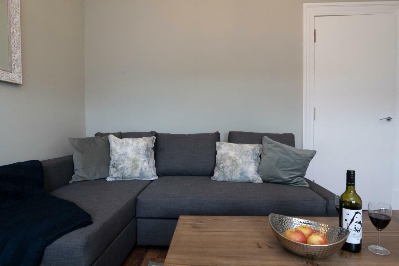 Greenstar Apartments - 2 Minute Walk Away Into City Centre - 6 Individual Flats - Next To Abertay University - 1 Bed 2 Bed & 3 Bedroom Flats - Fully Equipped - Short - Mid - Long Stays Welcome Dundee Exteriér fotografie