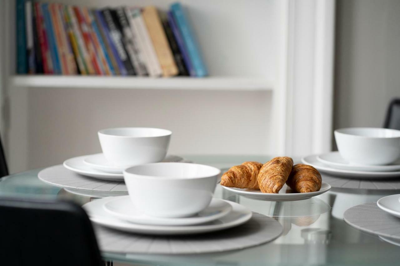 Greenstar Apartments - 2 Minute Walk Away Into City Centre - 6 Individual Flats - Next To Abertay University - 1 Bed 2 Bed & 3 Bedroom Flats - Fully Equipped - Short - Mid - Long Stays Welcome Dundee Exteriér fotografie